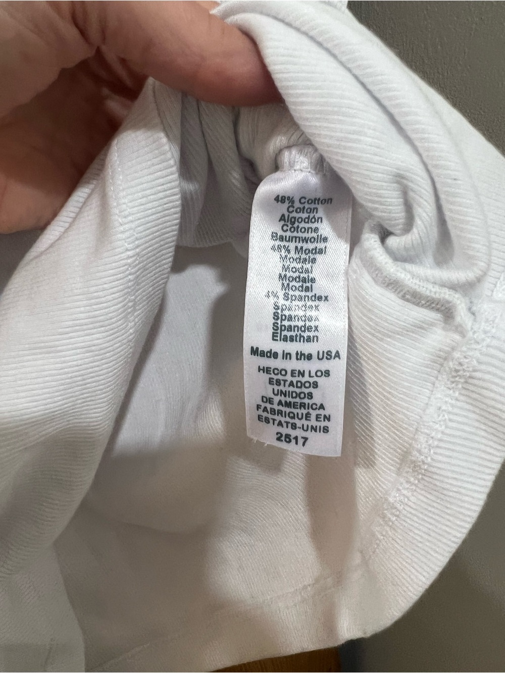 Michael Stars White V-Neck Ribbed Tank - Picture 4 of 6